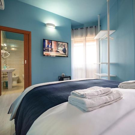 Budget Rooms Sonnino 37 칼리아리 외부 사진