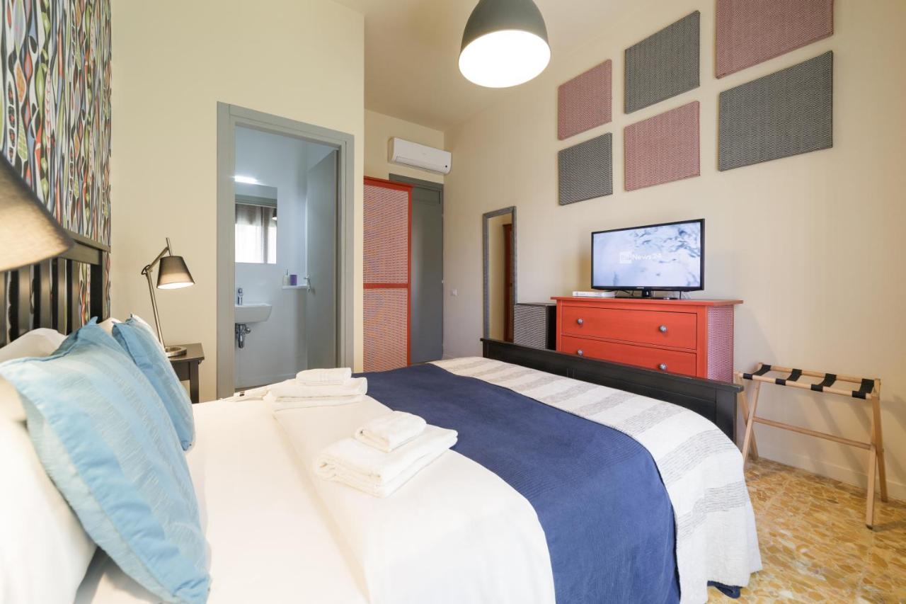 Budget Rooms Sonnino 37 칼리아리 외부 사진