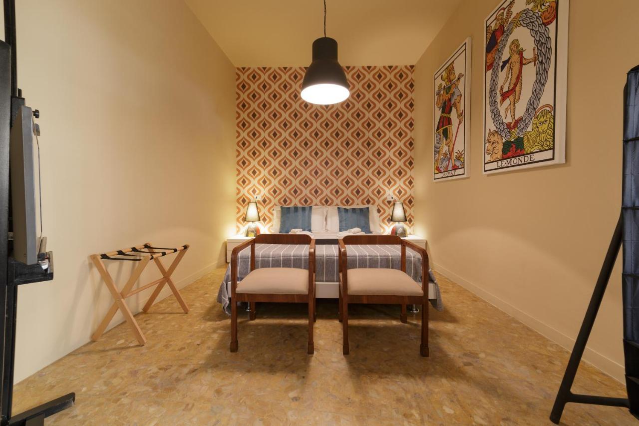 Budget Rooms Sonnino 37 칼리아리 외부 사진