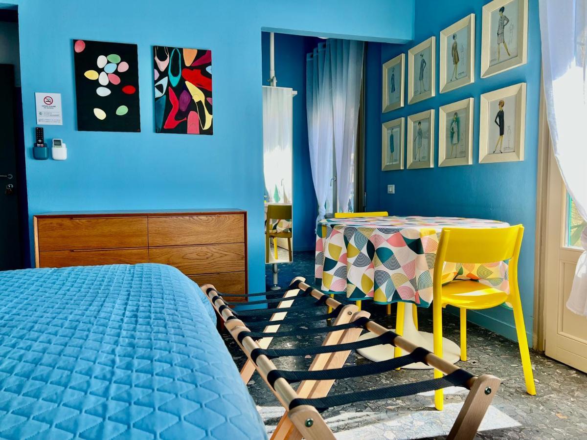 Budget Rooms Sonnino 37 칼리아리 외부 사진